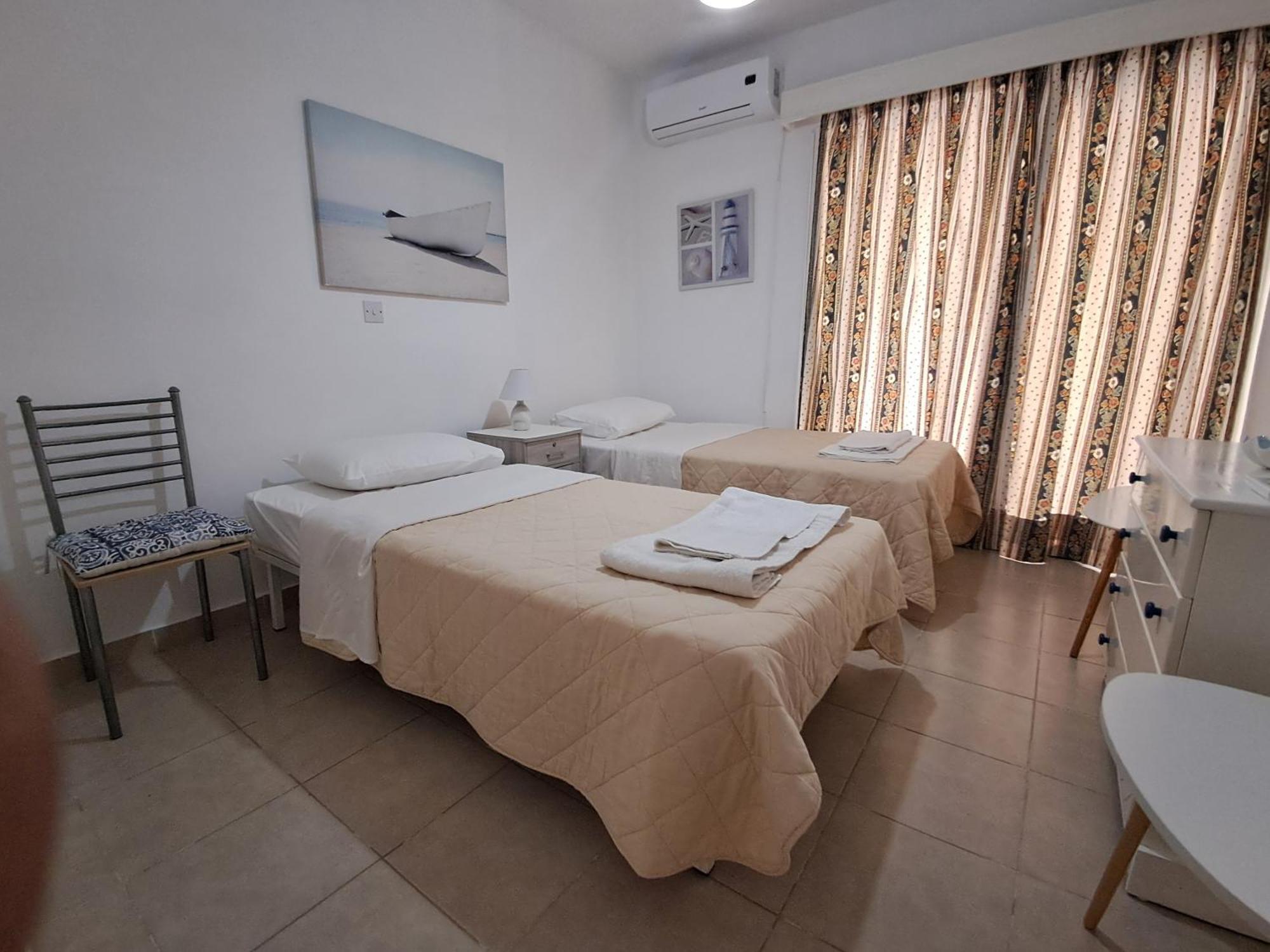 Lca2 Flat For You Apartment Larnaca Buitenkant foto