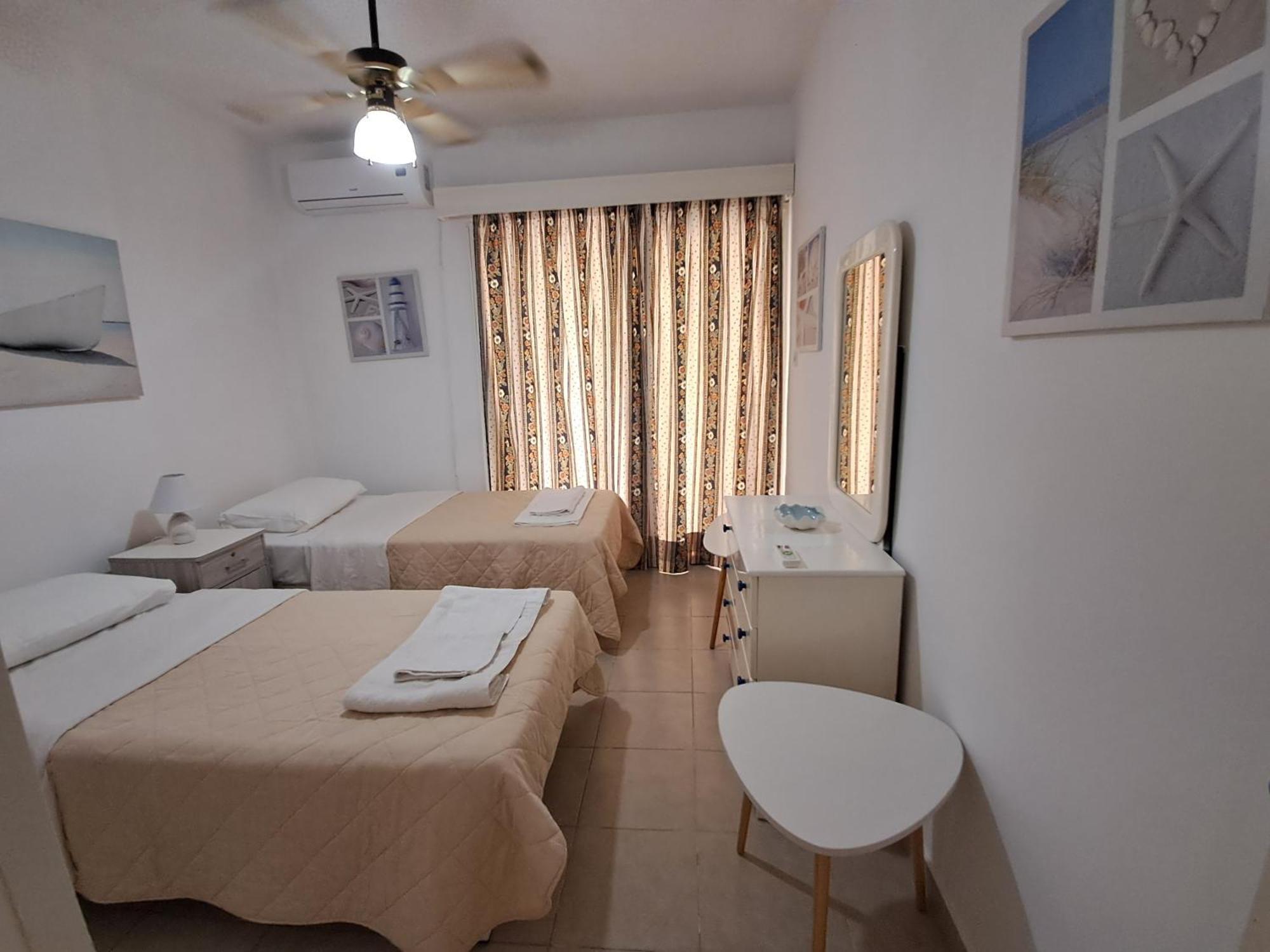 Lca2 Flat For You Apartment Larnaca Buitenkant foto
